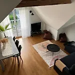Apartment Breeze 3